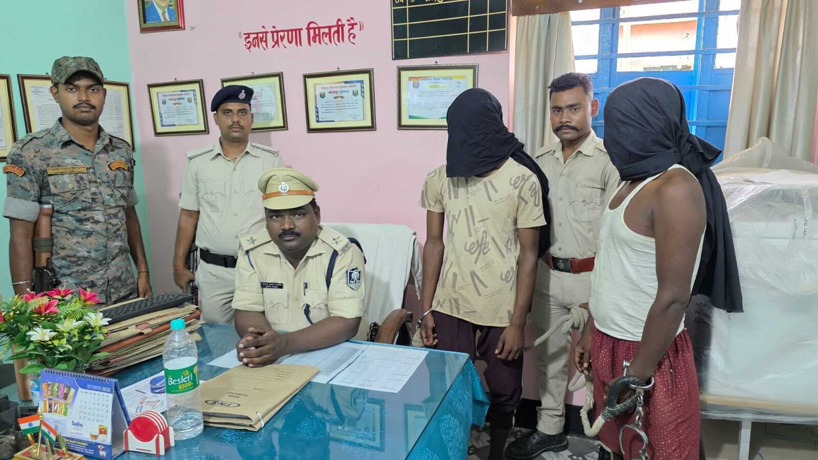 hajipur news. पुलिस पर हमला के दो आरोपित गिरफ्तार