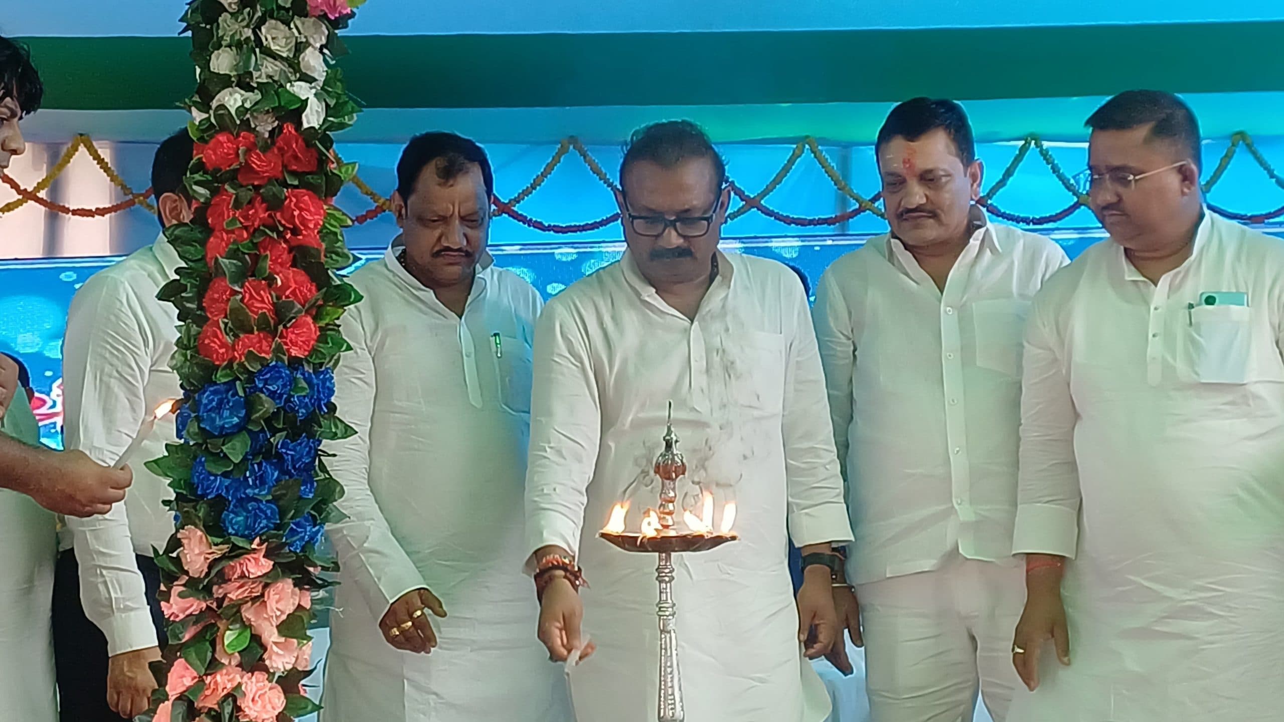 तारापुर में 80 किलोमीटर सड़क व छह पुलों का होगा निर्माण : मंत्री