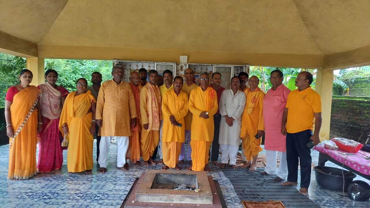 जामताड़ा में गायत्री परिवार ट्रस्ट का हुआ पुनर्गठन, मंजू पोद्दार बनीं मुख्य प्रबंध ट्रस्टी