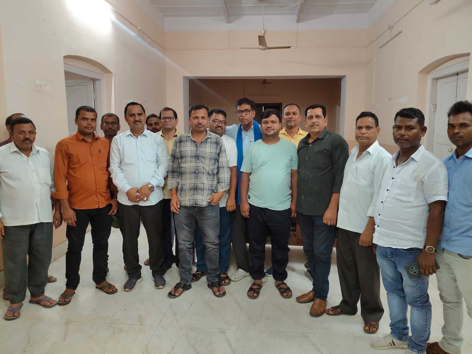 अनुसूचित जाति संघर्ष समिति की बैठक में निगरानी टीम गठित