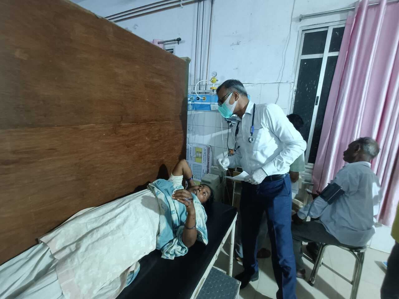 दो पक्षों के बीच हुई मारपीट, पांच लोग घायल