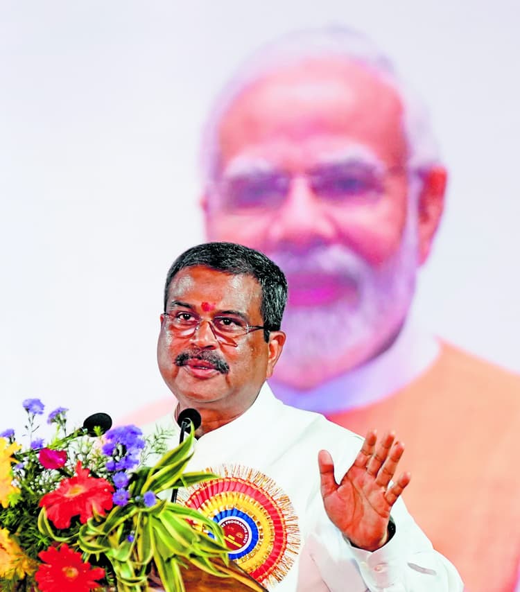 तृणमूल के शासन में स्थिति बिगड़ी, चल रहा गुंडाराज : प्रधान