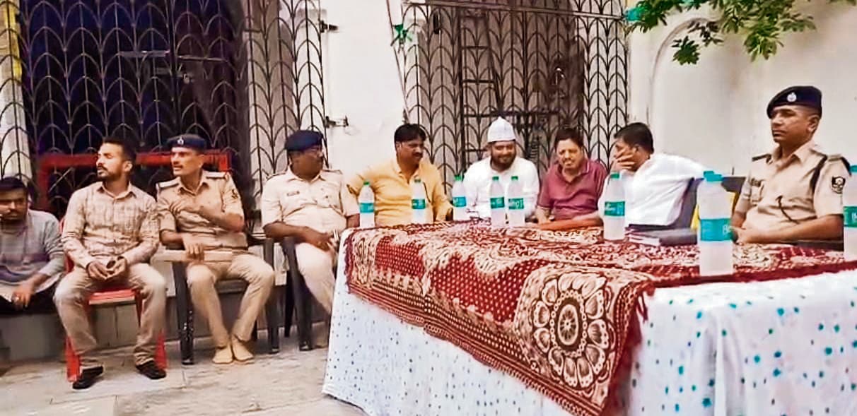 Gaya News : हुड़दंग मचाने वालों व असामाजिक तत्वों पर रहेगी नजर : एसडीओ