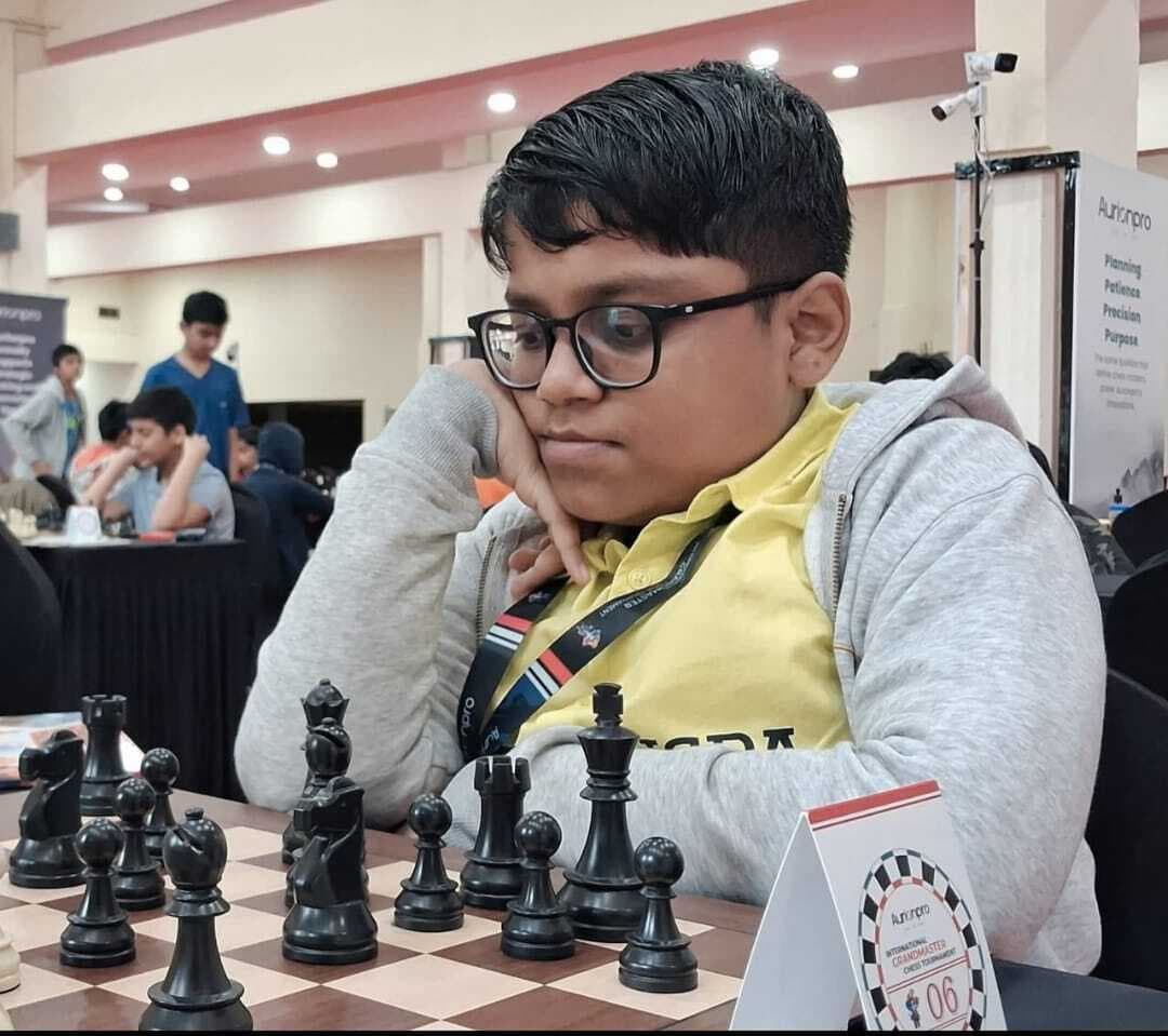 Adhiraj mitra chess player:  अधिराज को अंतरराष्ट्रीय शतरंज प्रतियोगिता में मिला 12वां स्थान