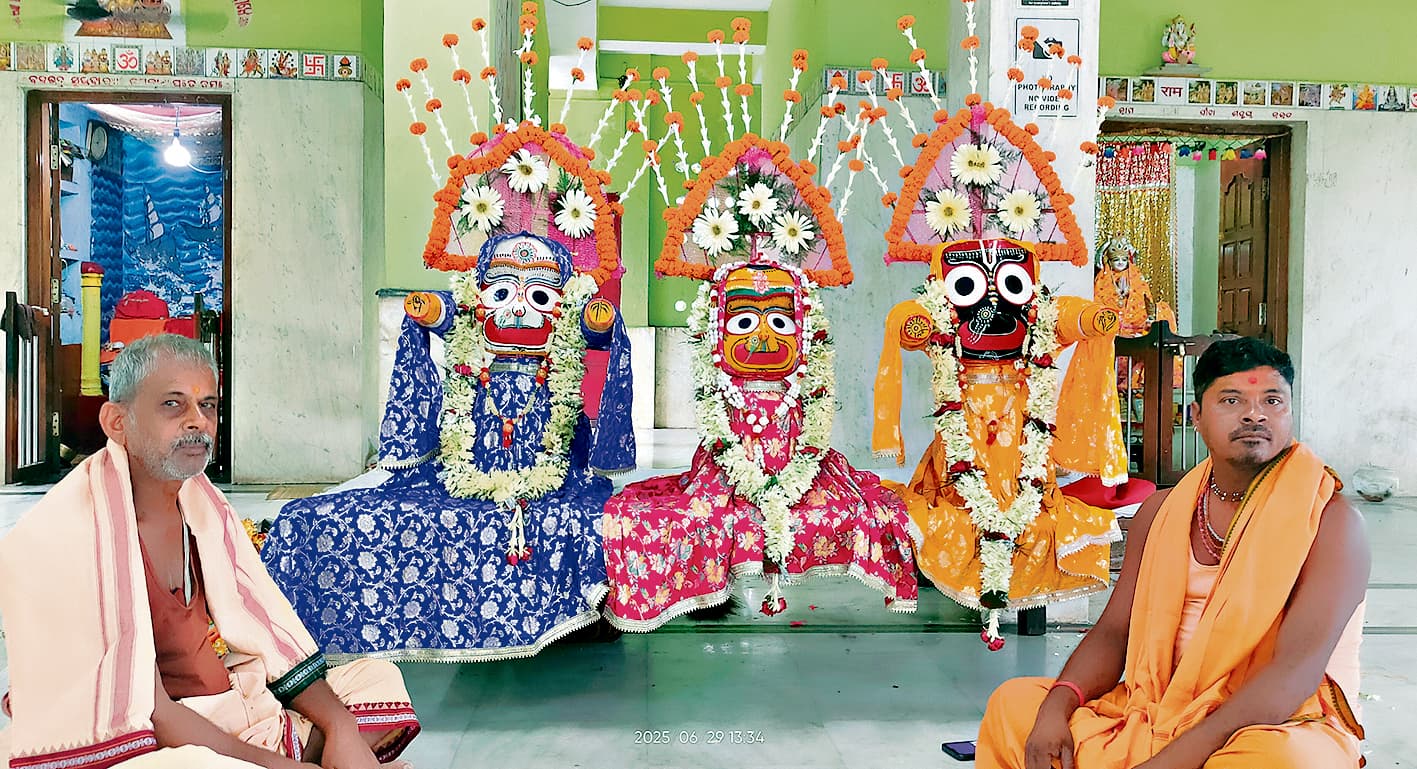 Rourkela News: वेदव्यास धाम में निकली रथ यात्रा, श्रद्धालुओं ने लिया देवताओं का आशीर्वाद