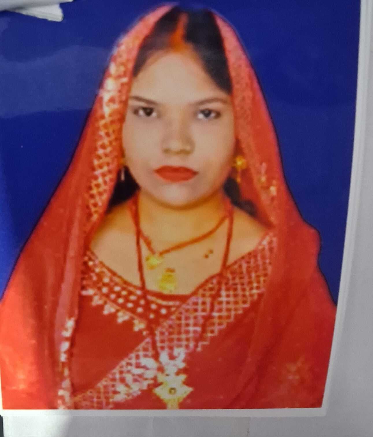 Jamshedpur News : 22 जून को डाल्टेनगंज से 10 लाख के गहने लेकर हुई थी गायब, गम्हरिया में रेलवे ट्रैक पर मिला शव, पति- ने कही ये बात