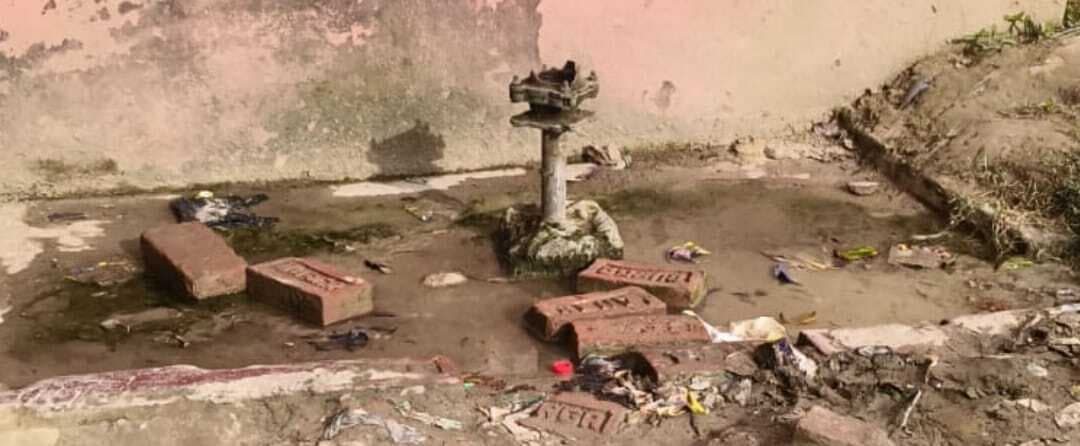 Madhubani : विद्यालय में लगे चापाकल की चोरी, शिक्षक व छात्र परेशान