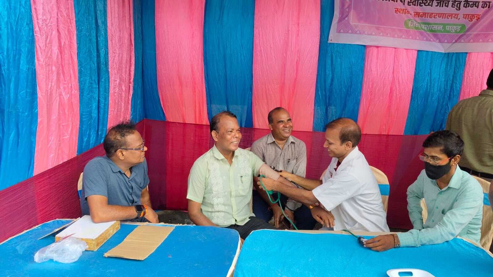 35 पदाधिकारी-कर्मियों का हुआ स्वास्थ्य परीक्षण