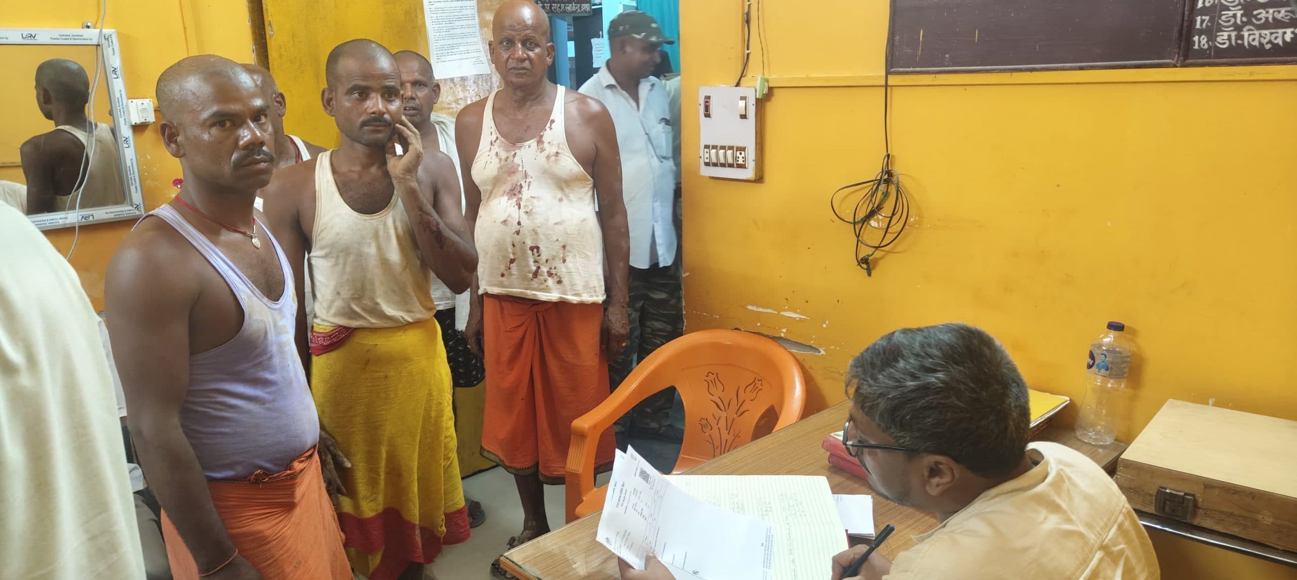 जमीन विवाद में मारपीट, पांच लोग घायल