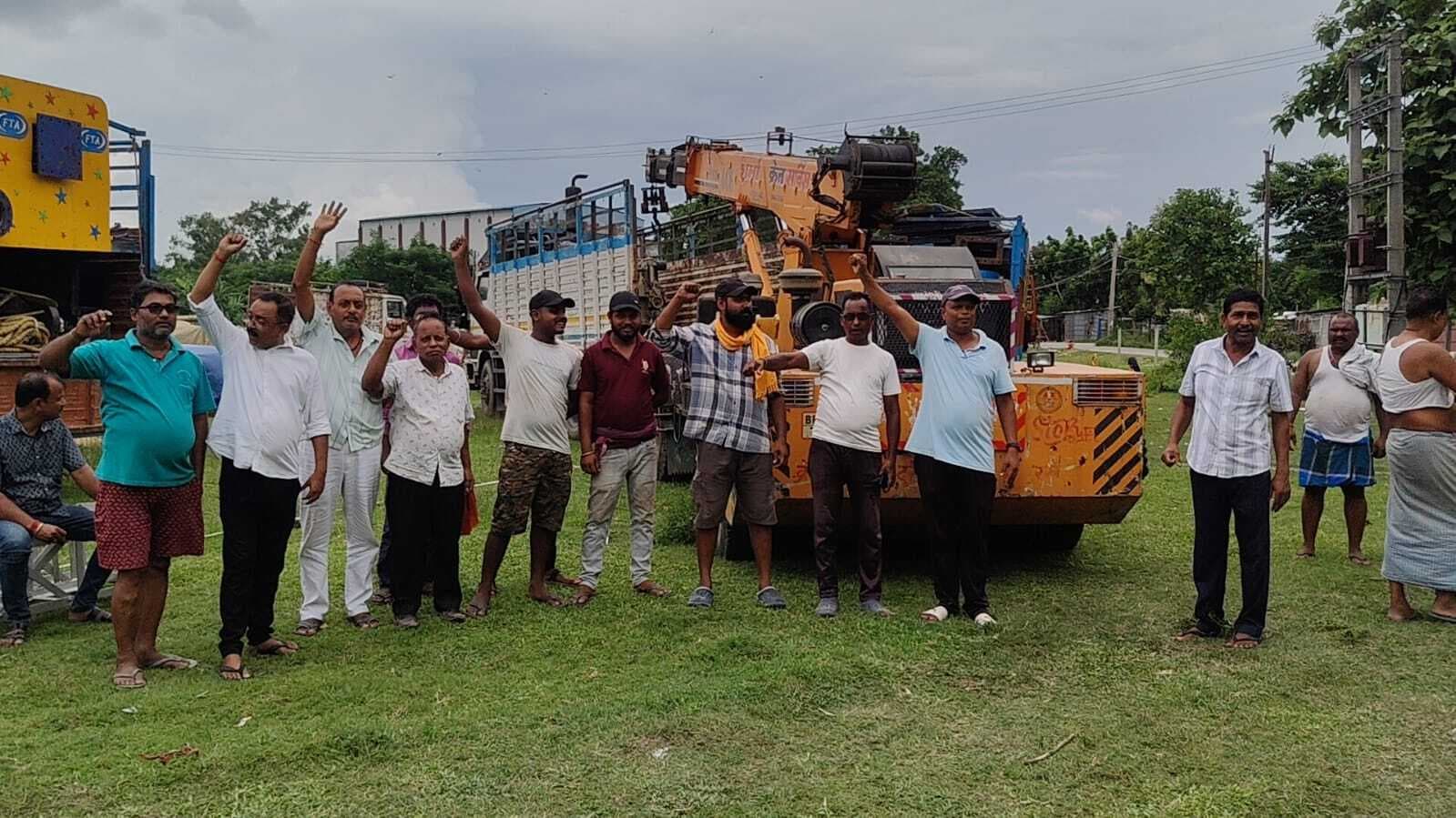 घनी आबादी वाले भगत मुहल्ला में मेला लगाये जाने का स्थानीय लोगों ने किया विरोध, एसडीएम को सौंपा मांग पत्र