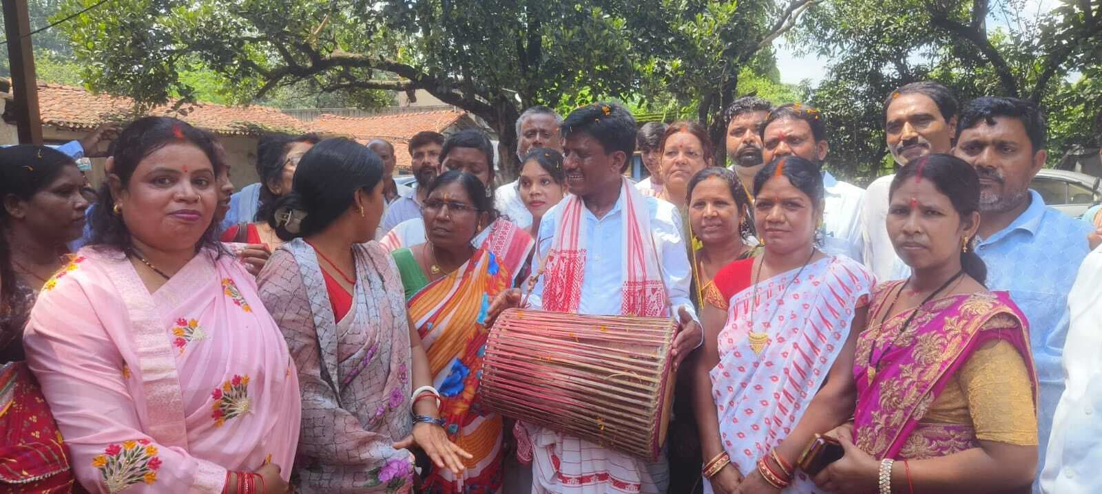 Dhanbad News : सिदो-कान्हू ने हमें अन्याय के खिलाफ लड़ना सिखाया : शत्रुघ्न महतो