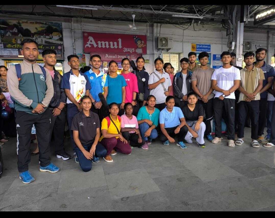 Wushu : जूनियर नेशनल वुशु में भाग लेने के लिए झारखंड टीम हैदराबाद गयी