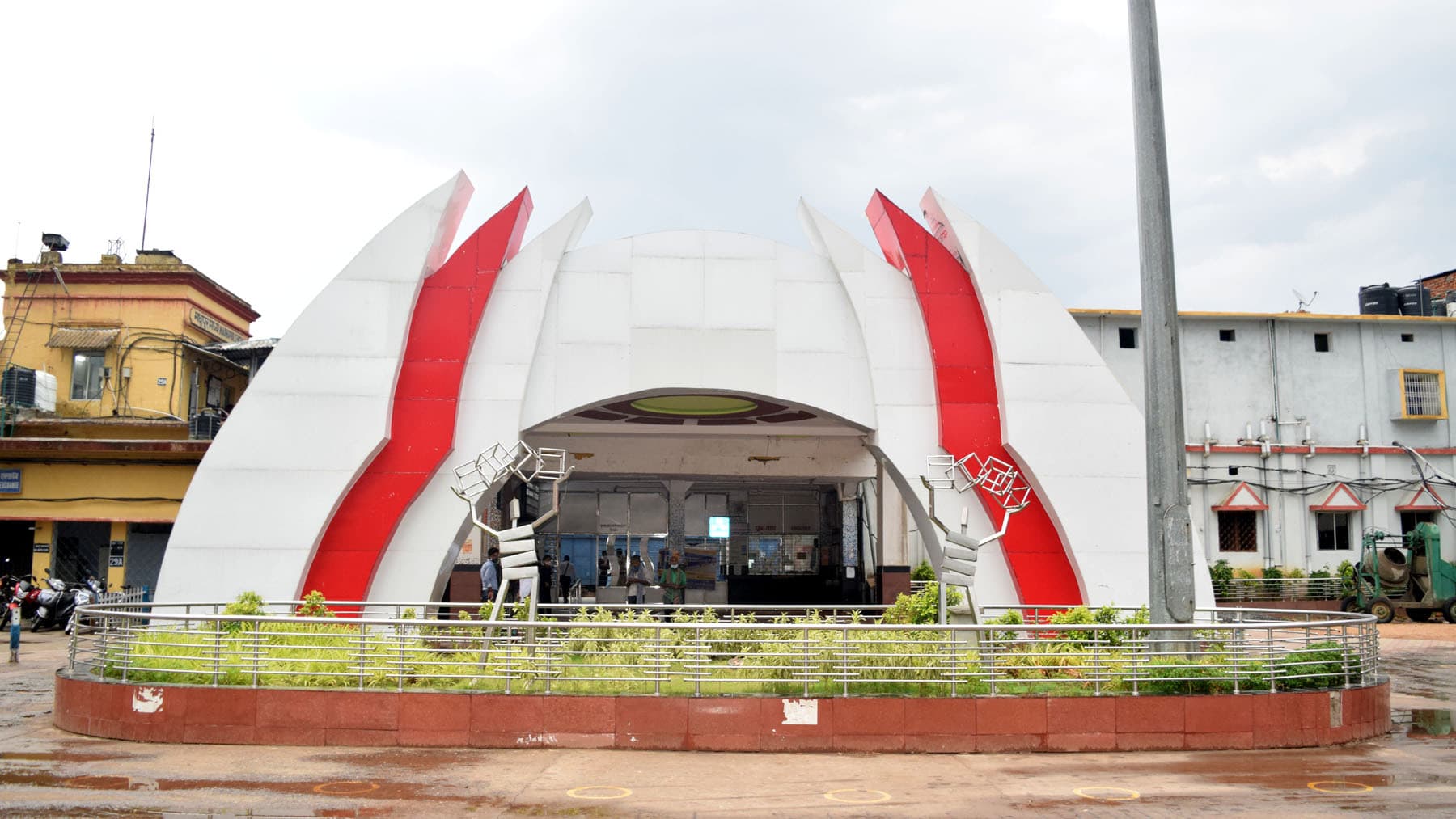 बेटिकट यात्री से वसूला गया 1.8 लाख रुपये जुर्माना