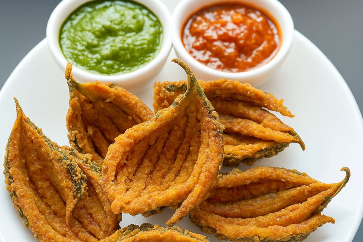 Karela Fry Recipe: अब करेला नहीं लगेगा कड़वा, ट्राई करें ये फ्राई पकौड़ा रेसिपी