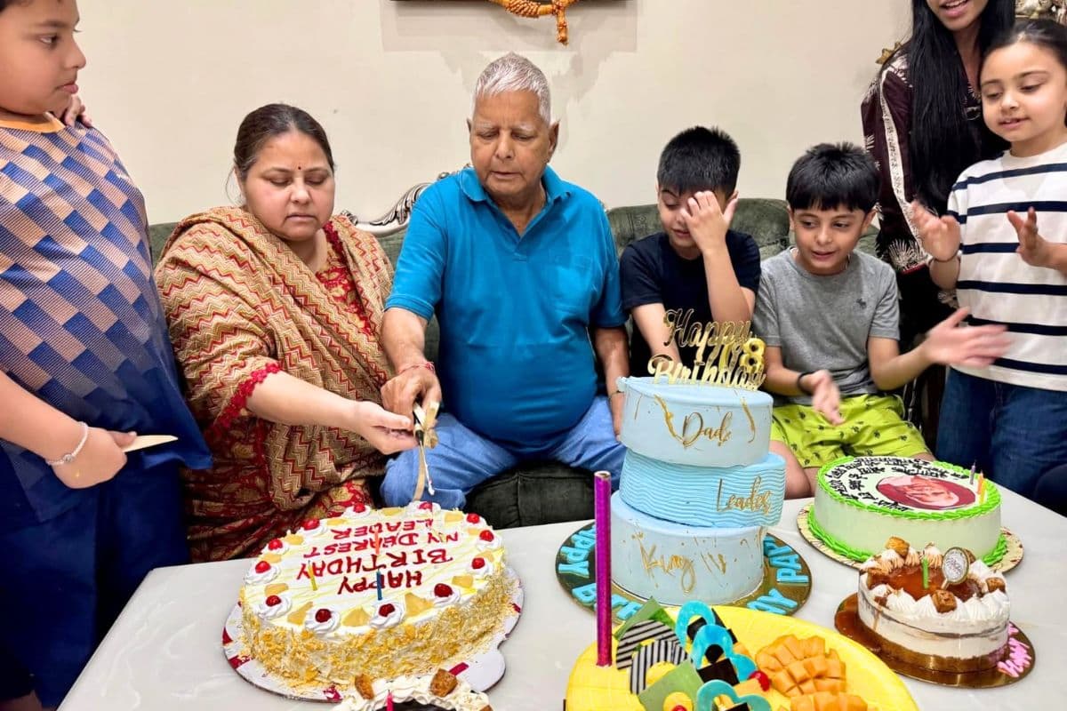 ‘हमारे सुपरमैन पापा को…,’ रोहिणी आचार्य और मीसा ने भावुक शब्दों में दी लालू यादव को जन्मदिन की बधाई