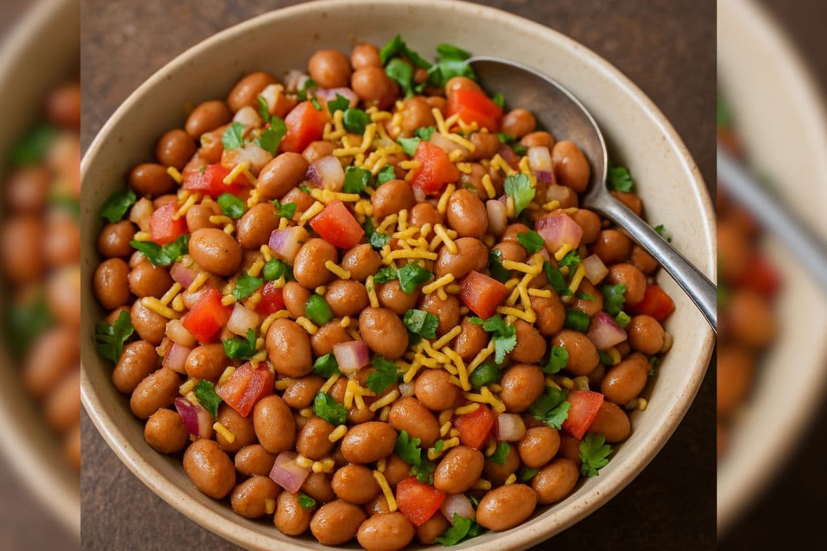 Peanut Chaat Recipe: टेस्टी भी, हेल्दी भी! मिनटों में बनाएं प्रोटीन से भरपूर मूंगफली चाट