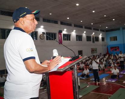IDY: योगाभ्यास से प्राप्त नियंत्रण और आंतरिक शक्ति का प्रतिबिंब है ऑपरेशन सिंदूर