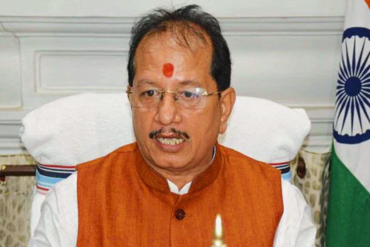 गुंडों की भाषा बोल रहे तेजस्वी यादव, बोले विजय सिन्हा- पहले बाप अब बेटा कर रहा बिहार को बदनाम