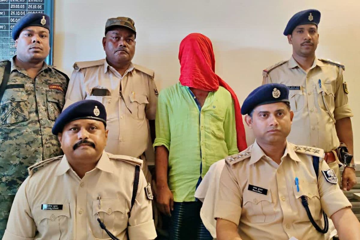 2 लाख के इनामी गुड्डु सिंह को STF ने दबोचा, हत्याकांड से लेकर पुलिस पर फायरिंग का आरोप