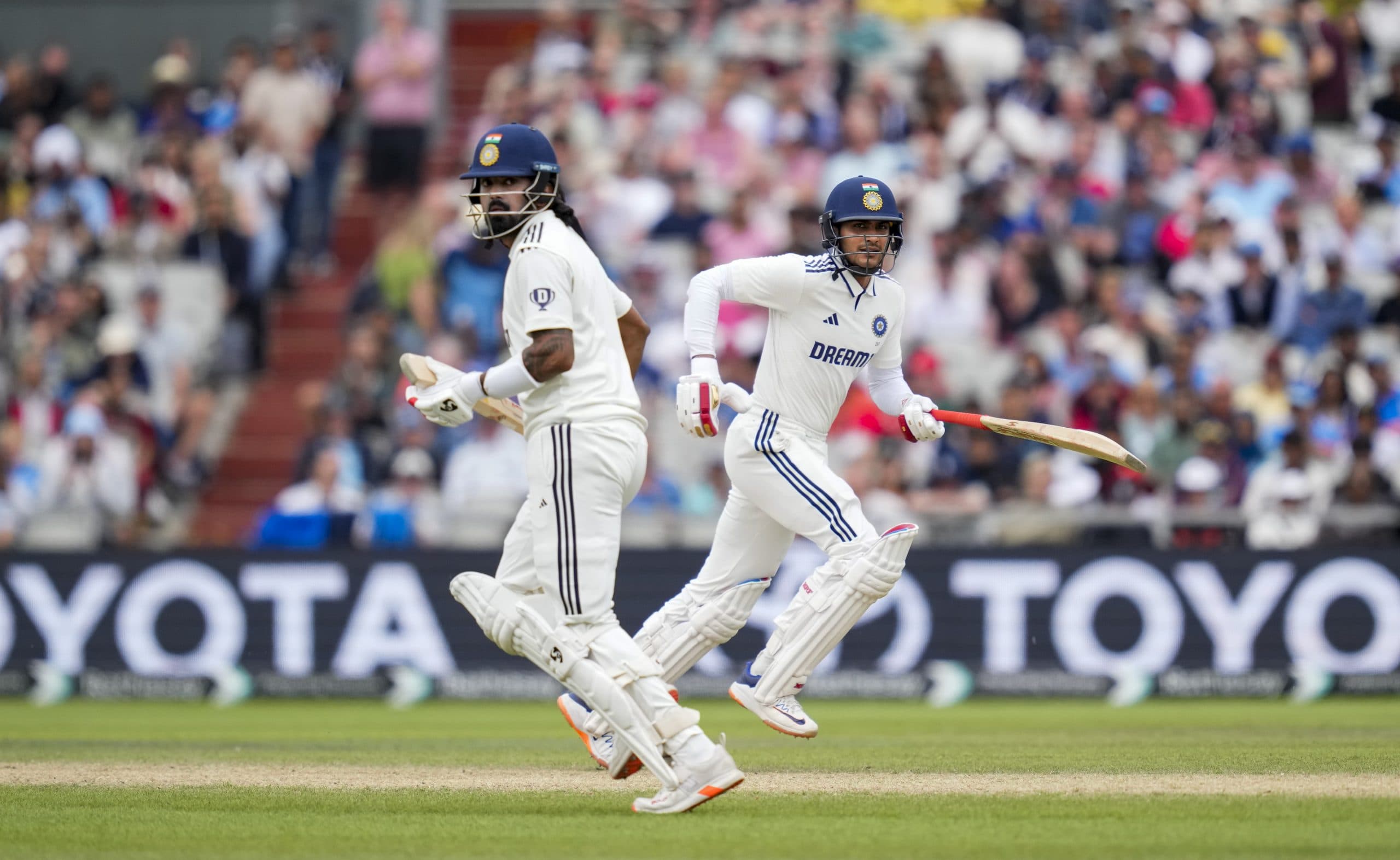 KL Rahul and Shubman Gill