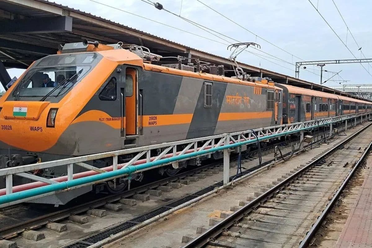 गया से सप्ताह में दो दिन चलेगी अमृत भारत एक्सप्रेस, पहले दिन 10 हजार से अधिक रुपये की टिकट बिके