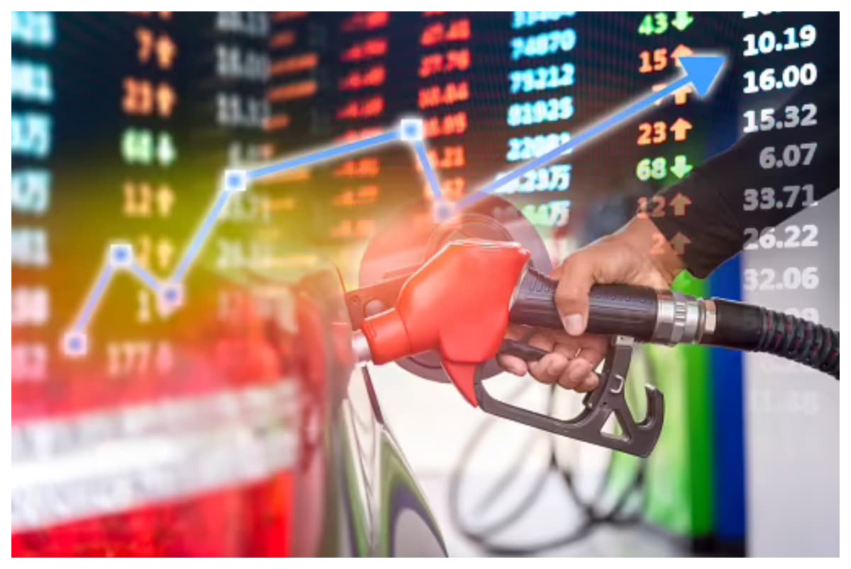 कच्‍चे तेल में गिरावट! सस्ता हुआ पेट्रोल डीजल, देखें दिल्ली से पटना तक के दाम
