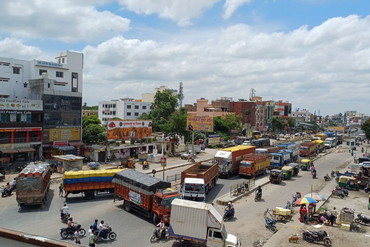 Bihar Bandh: बिहार बंद का असर मुजफ्फरपुर में दिखा, व्यापारियों को लगा 50 करोड़ का झटका