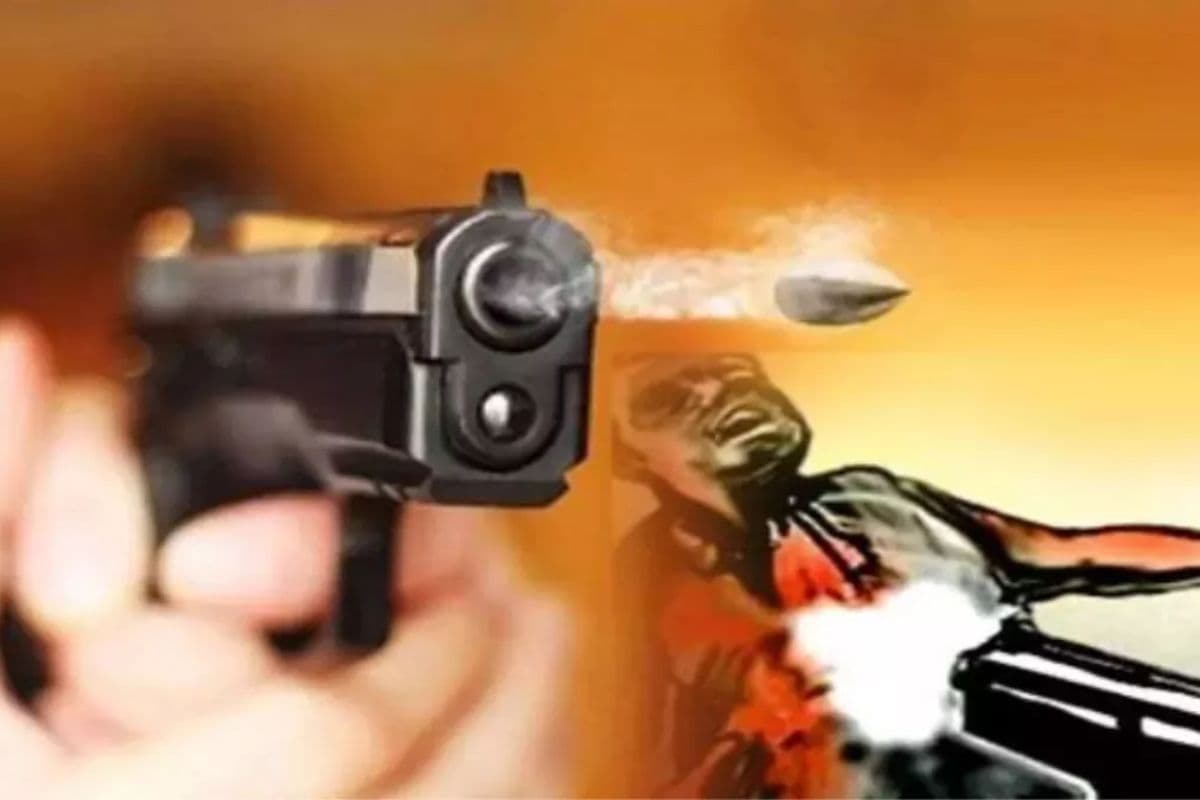 गया में जबड़े में गोली लगने के बाद खुद स्कूटी चलाकर हॉस्पिटल पंहुचा शख्स, SSP ने गठित की SIT