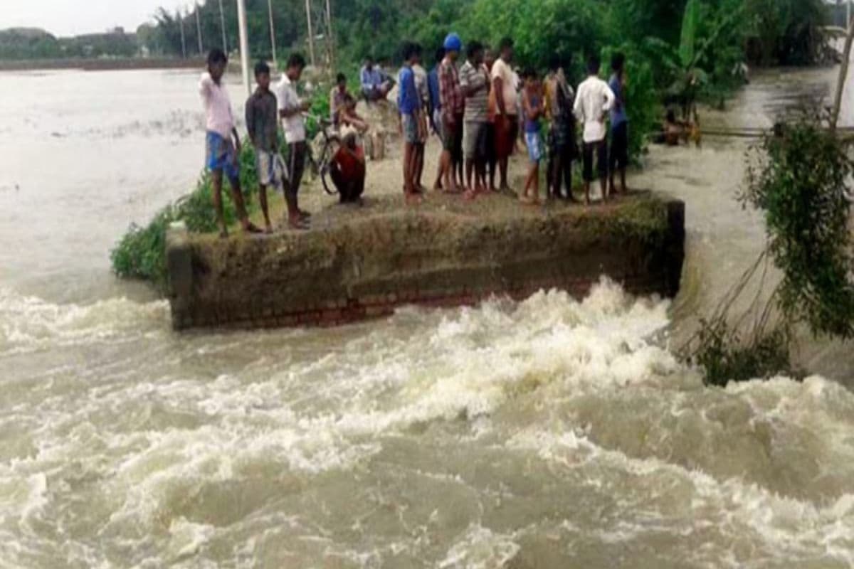 Bihar Flood Alert: सावन में फिर डराने लगी गंडक की लहरें, गोपालगंज के दियारा क्षेत्र में कटाव का खतरा बढ़ा