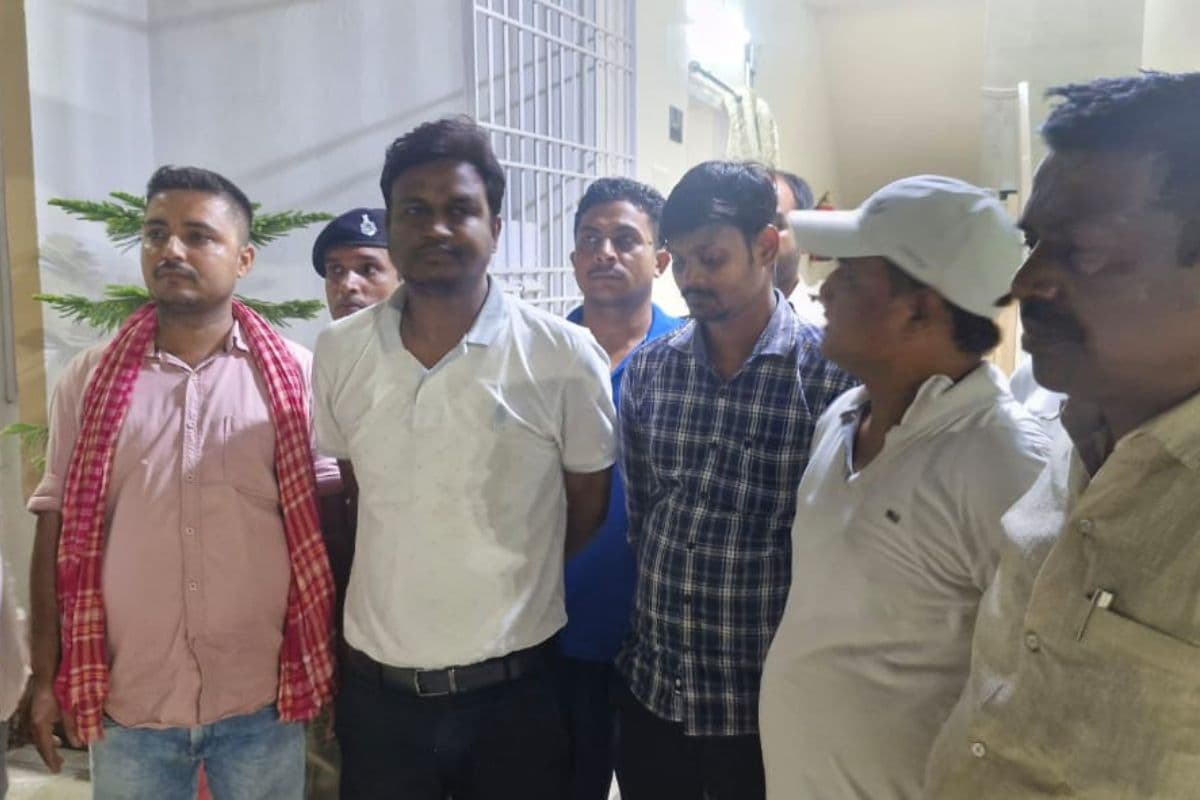 जमीन दाखिल-खारिज के लिए मांगी थी घूस, सहरसा में CO को निगरानी ने रंगेहाथ दबोचा