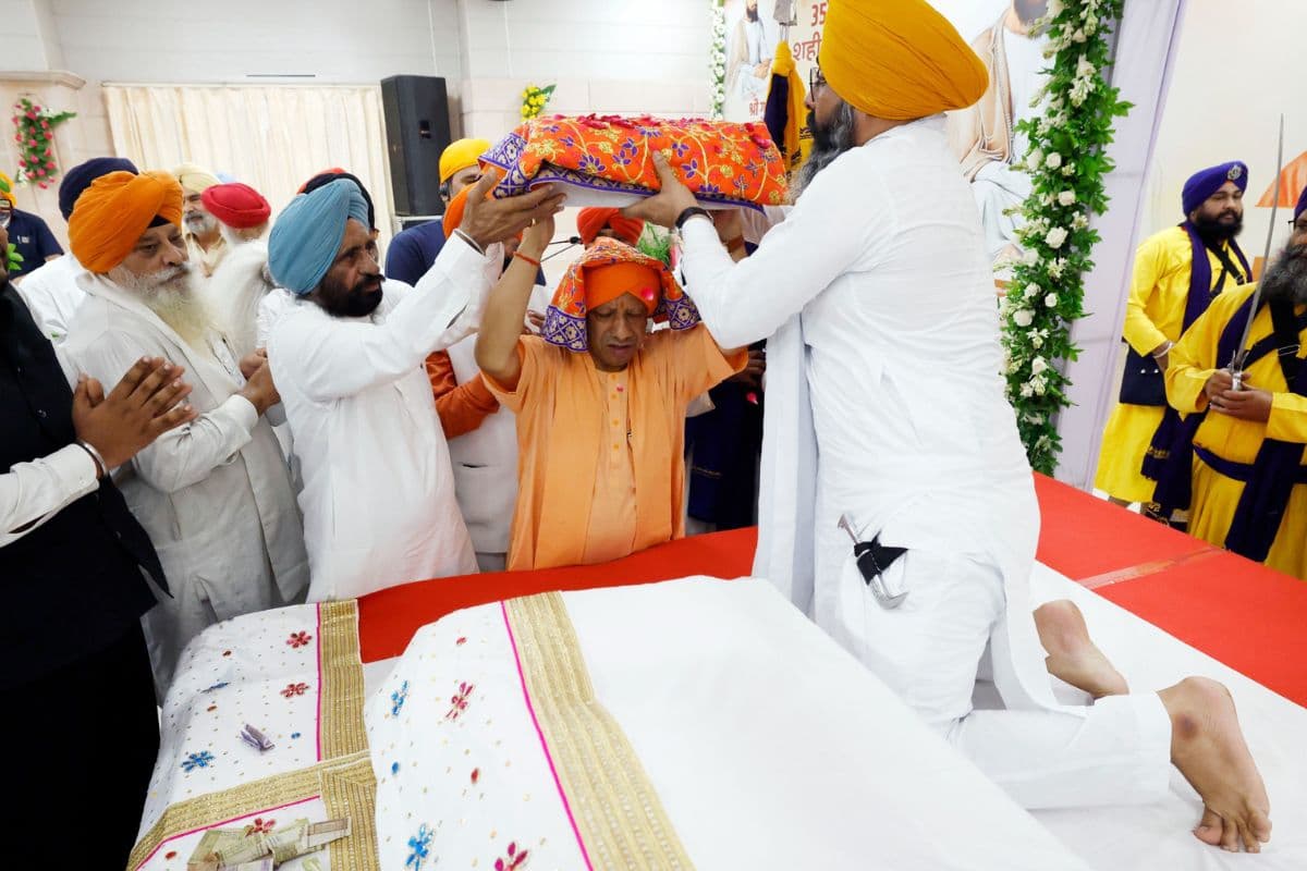 तिलक और जनेऊ मिटाना चाहता था औरंगजेब... गुरु तेग बहादुर ने दी चुनौती, संदेश यात्रा पर बोले सीएम योगी