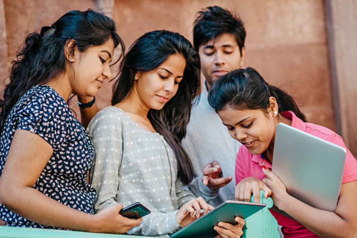 CUET UG 2025: कम नंबर वालों को भी मिलेगा मौका, इन यूनिवर्सिटीज पर डालें नजर