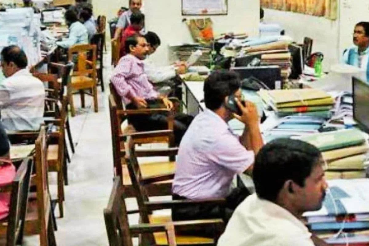 नौकरी और जिम्मेदारी दोनों साथ, सरकारी कर्मचारी ले सकेंगे माता-पिता की देखभाल के लिए छुट्टी
