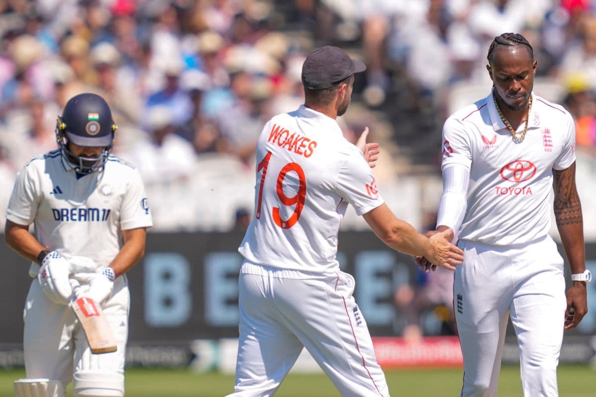 Jofra Archer Cheating.