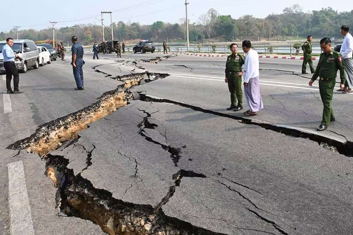 Delhi Earthquake: फिर हिली राजधानी, जानिए अब तक का सबसे बड़ा भूकंप कब आया और कैसा था असर