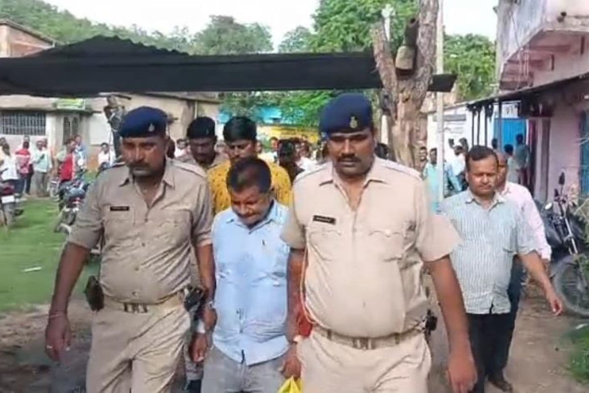 Dhanbad ACB Arrested revenue employee