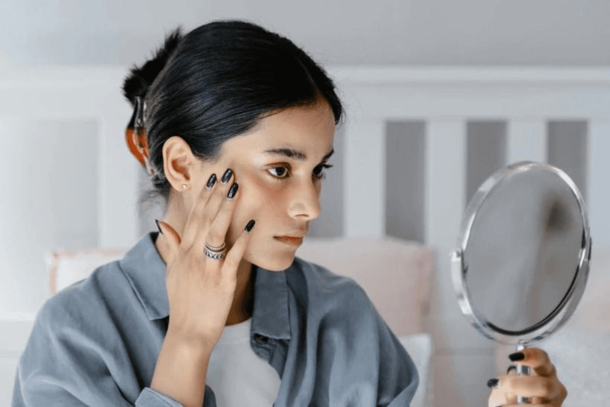 Monsoon Eye Care Tips: मानसून में इस तरह रखें अपनी आंखों का ख्याल