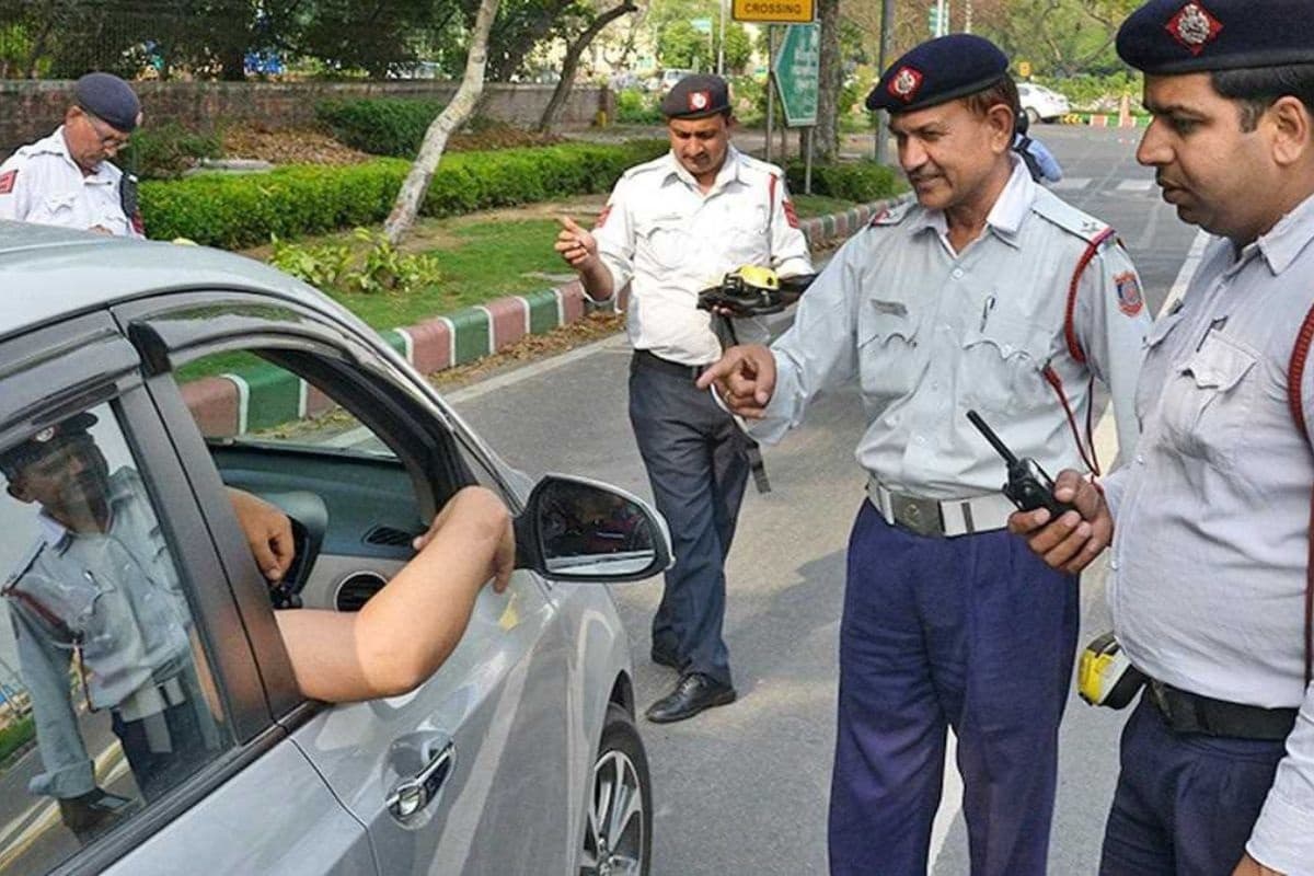 वाहन मालिक सावधान: बिहार ट्राफिक पुलिस ने दो दिनों में कटा 1.95 लाख रुपये के चालान