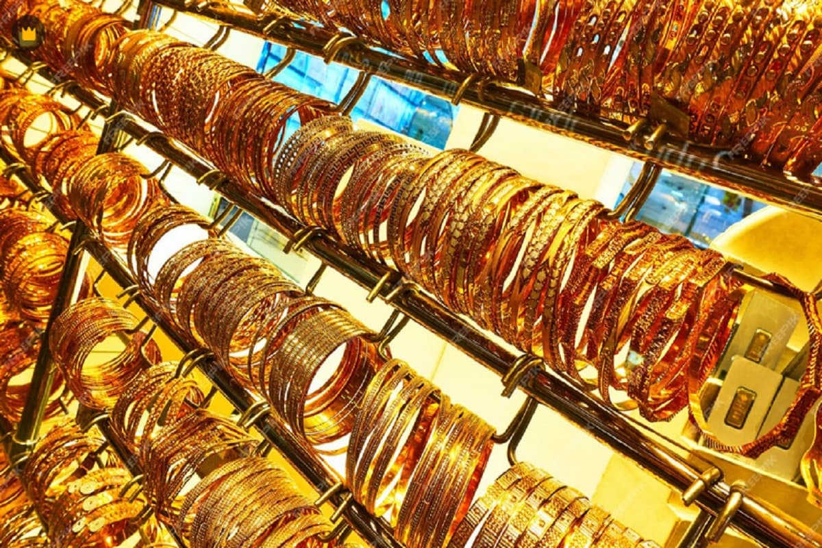 Gold Price: सोने-चांदी की कीमतों में बड़ी गिरावट, निवेशकों को लगा बड़ा झटका