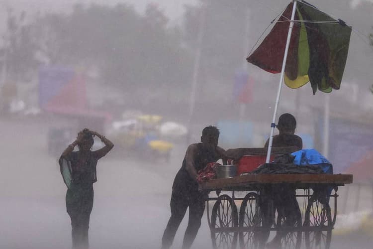 IMD Alert : 13, 14, 15, 16 और 17 जुलाई को होगी भारी बारिश, आ गया अलर्ट