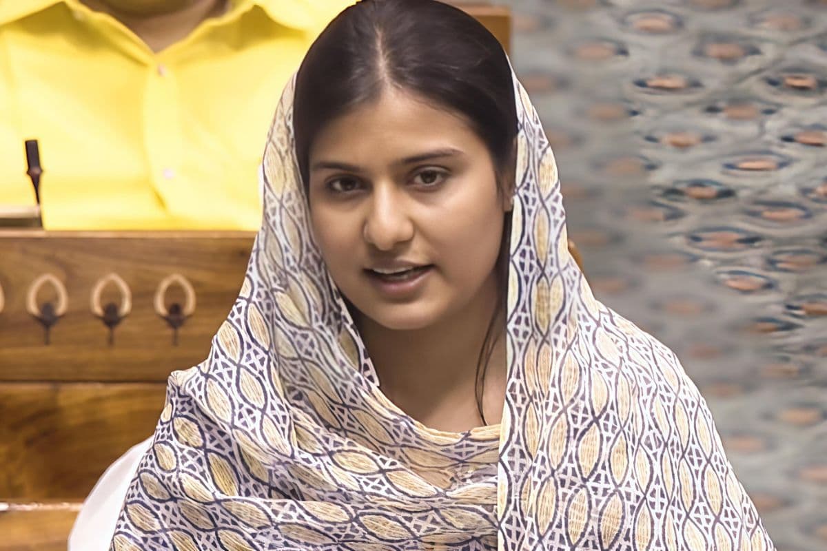 रसूख से कोई समझौता नहीं! दफ्तर से बाहर जाइए कहने पर फंसे ADM, सांसद इकरा हसन ने जताई नाराजगी, बैठी जांच