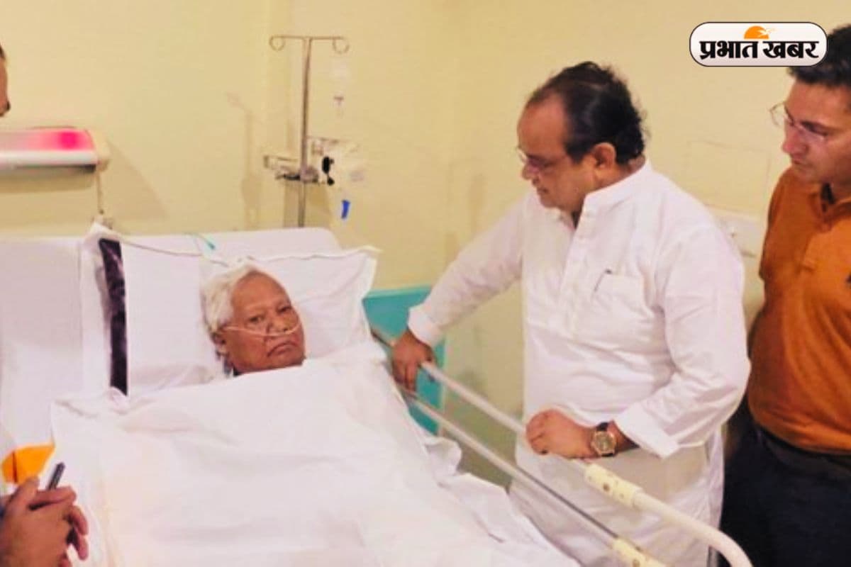 कड़िया मुंडा से मिलने अस्पताल पहुंचे इरफान अंसारी, जानिए अब कैसी है तबीयत