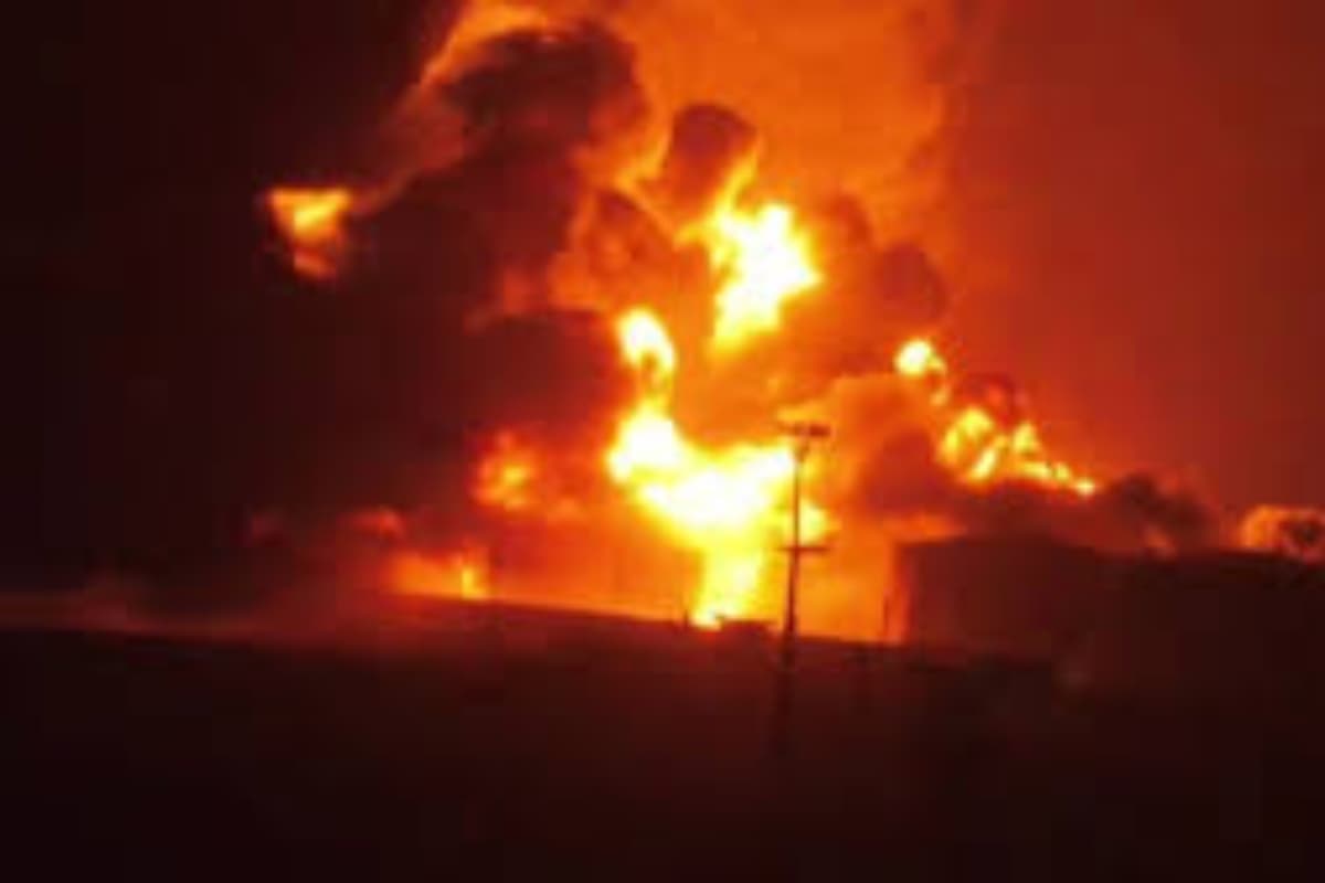 इजरायल का अब इस देश पर बड़ा हमला, कर दिया धुआं-धुआं