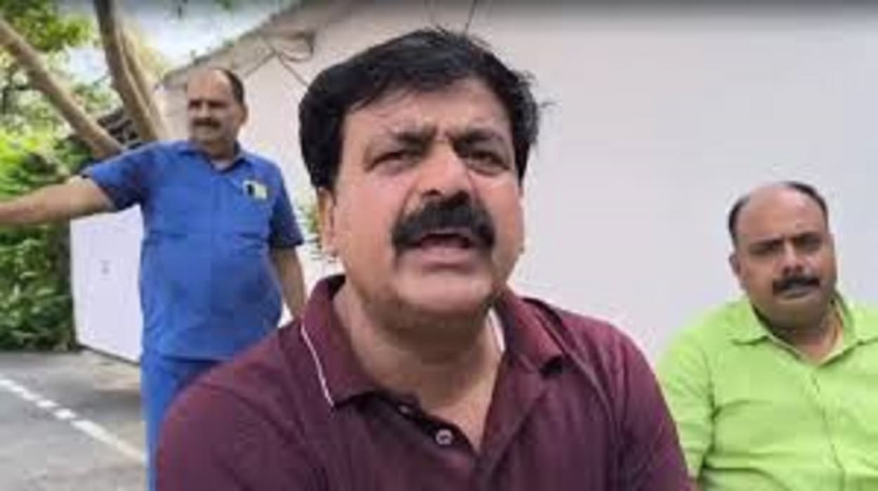 तेजस्वी यादव पर भड़के मंत्री जमा खान, अल्पसंख्यकों को लेकर दिया बड़ा बयान