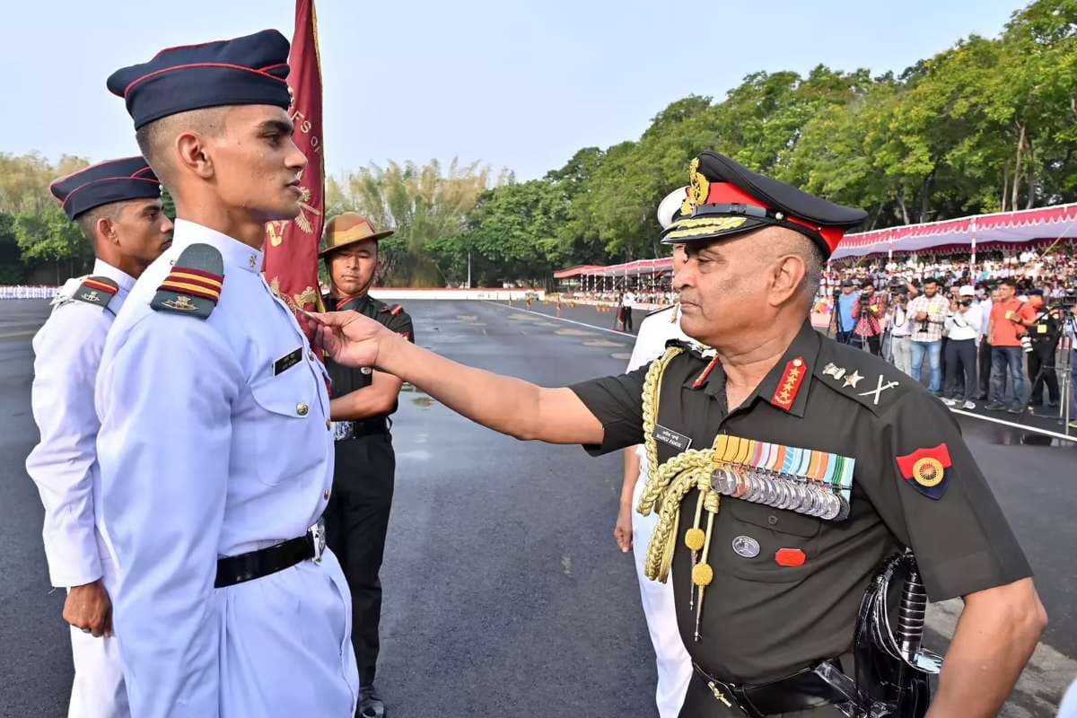 NDA Officer Salary: NDA की वर्दी के पीछे छिपी है लाखों की सैलरी! रैंक के हिसाब से कमाई जानकर रह जाएंगे दंग