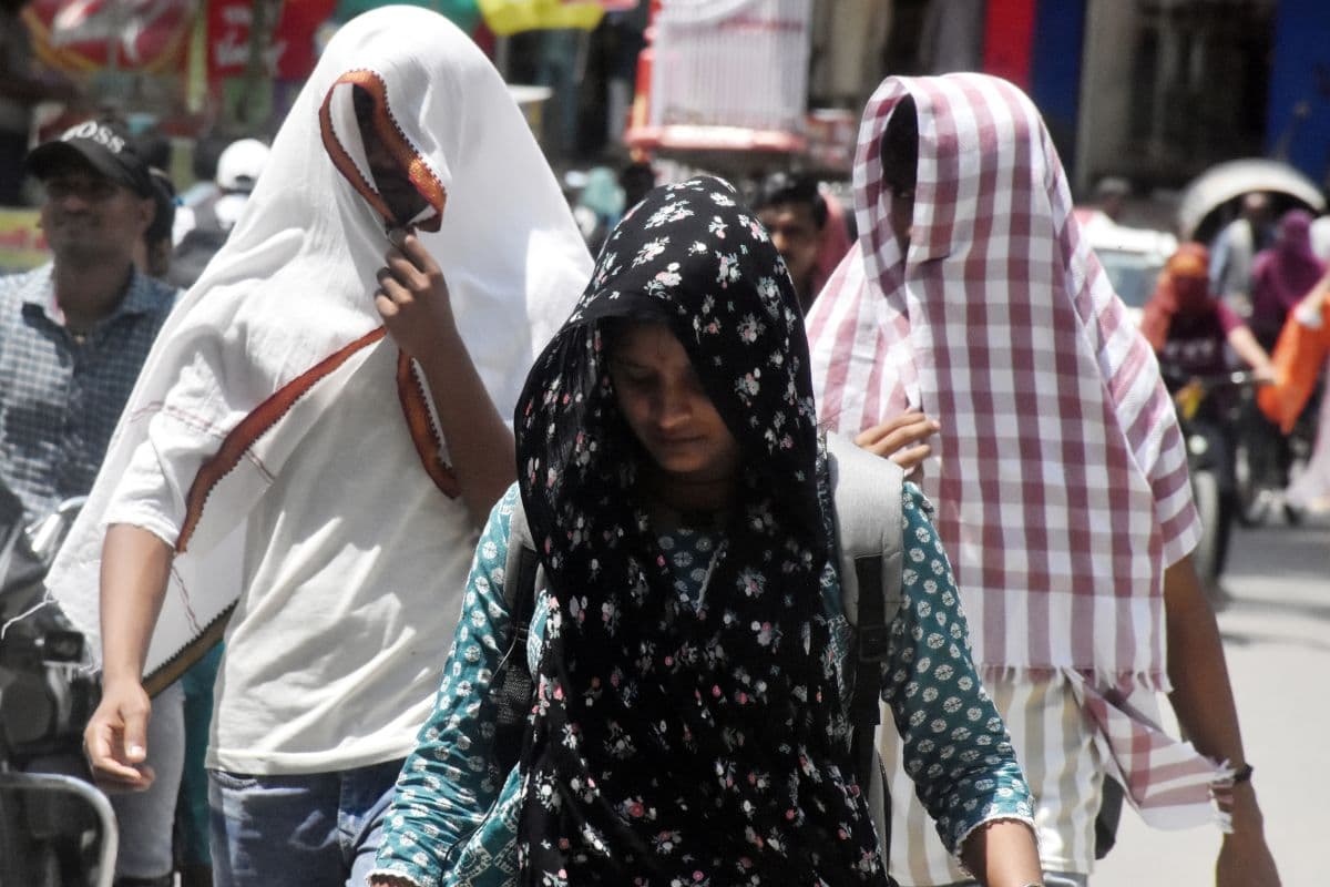 Bihar Weather: बंगाल की खाड़ी में उठे तूफान से बिहार के मौसम पर असर, पटना समेत इन जिलों में अलर्ट Bihar Weather: बंगाल की खाड़ी में उठे तूफान से बिहार के मौसम पर असर, पटना समेत इन जिलों में अलर्ट