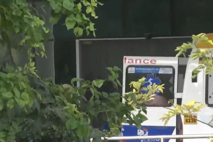 Odisha Girl Set Fire: नाबालिग की जिंदगी बचाने की जंग; दिल्ली एक्स रेफर, हैवानों ने लगाई थी आग