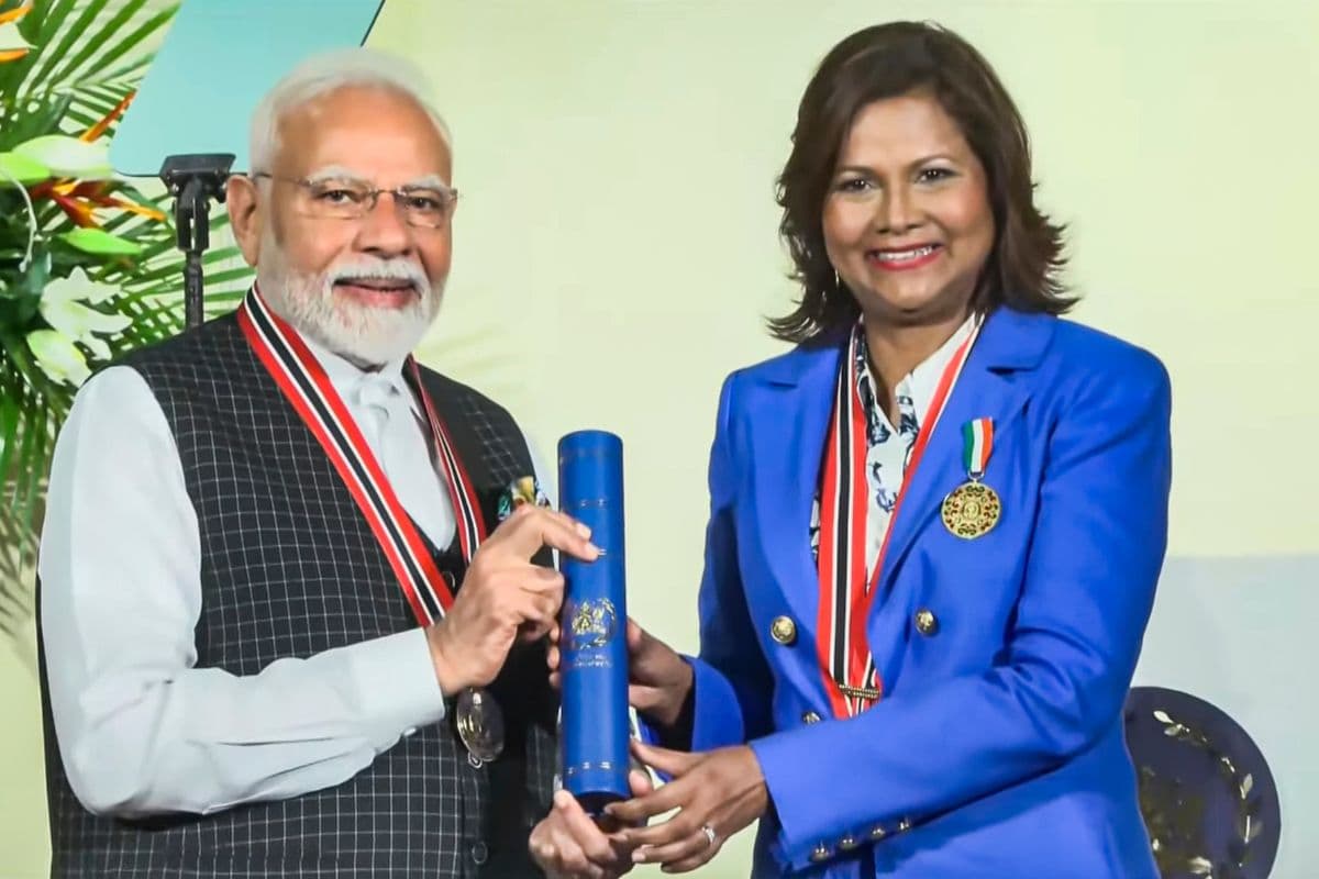 पीएम मोदी को मिला त्रिनिदाद-टोबैगो का सर्वोच्च नागरिक सम्मान, 140 करोड़ भारतवासियों को किया समर्पित