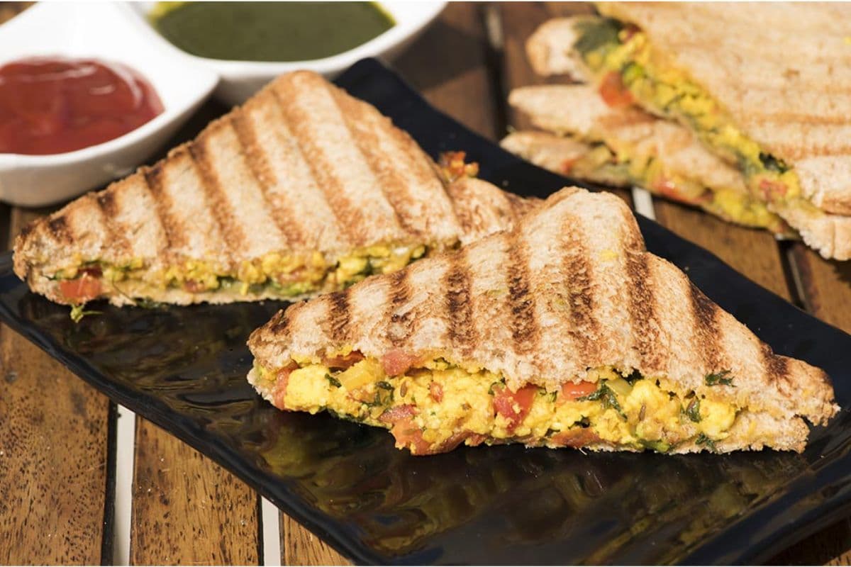 Paneer Bhurji Sandwich: 5 मिनट में बनाएं हेल्दी पनीर भुर्जी सैंडविच,हर किसी को आएगा खूब पसंद