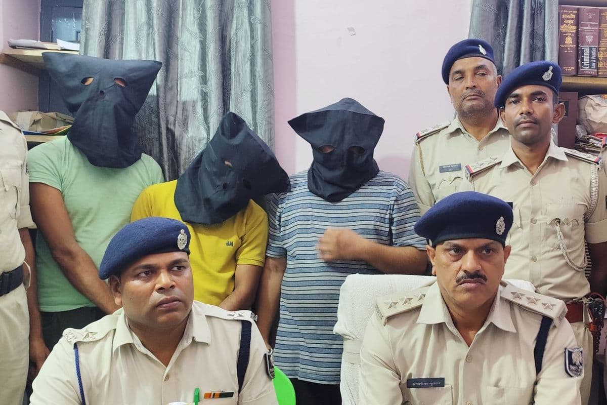 पटना में विदेशी शराब की फैक्ट्री जैसा गोदाम पकड़ा गया, 3174 लीटर के साथ तीन तस्कर धरे गए